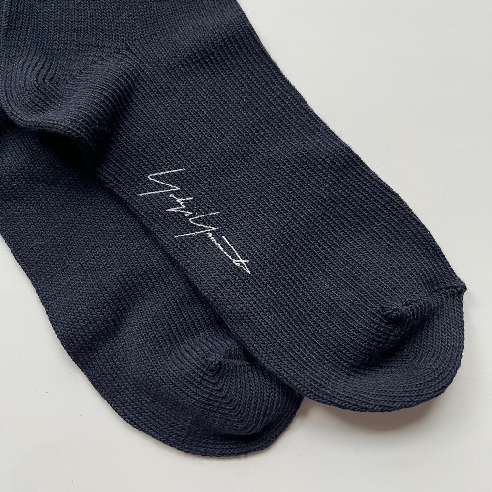 Yohji Yamamoto Textured Black Socks - Picture 4 of 4